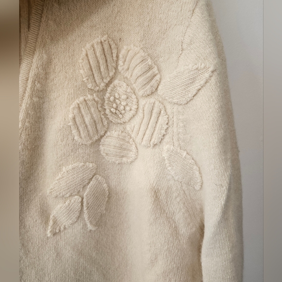 NWOT - Vintage Sigrid Olsen Cardigan -  Cream - Classic - Elegant - Picture 9 of 11